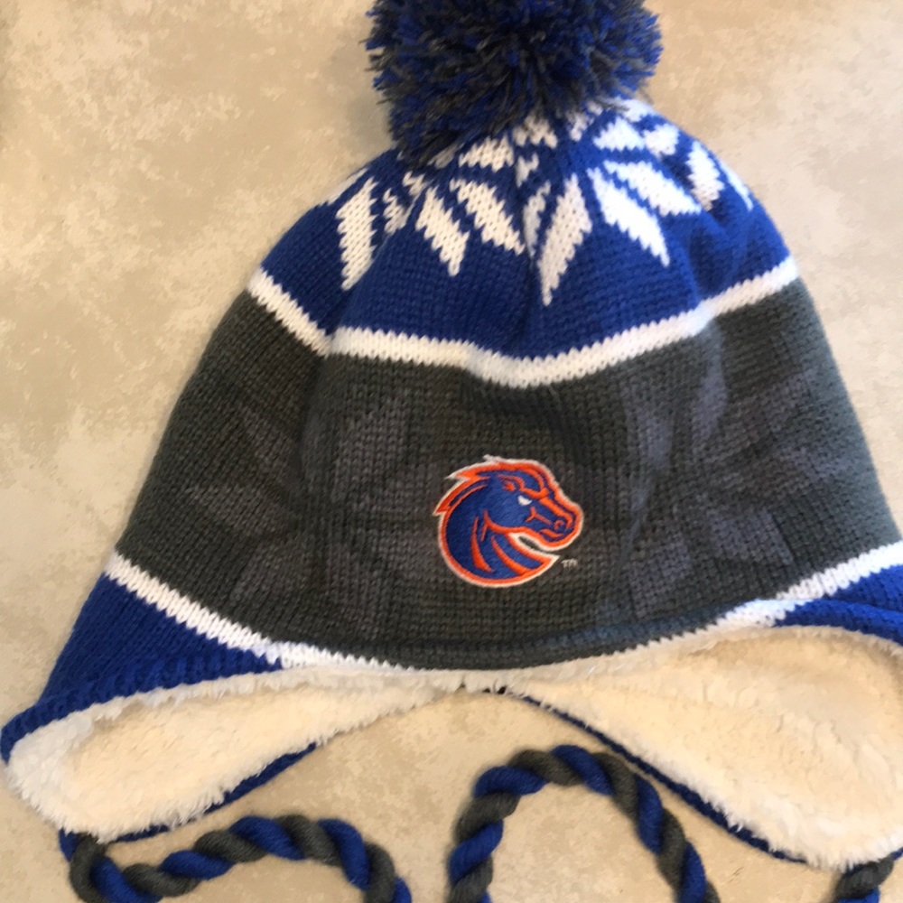 Boise broncos knit beanie with lining